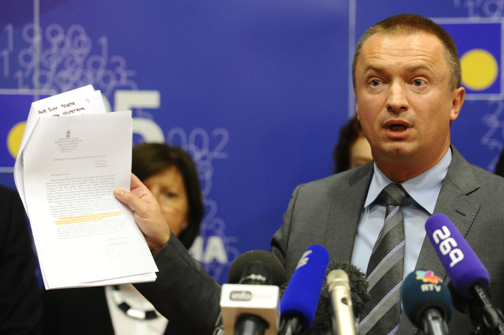 Neka me privedu ako hoće! Ja ih čekam! Pajtić neće da ide na suđenje!