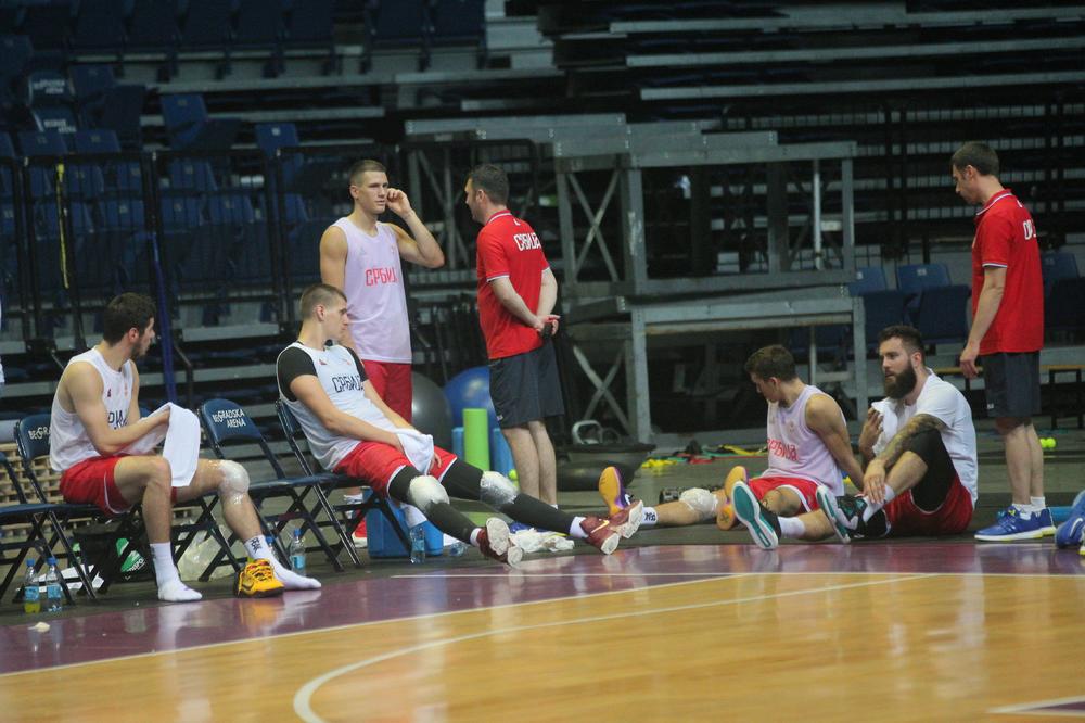 Bjelica s aerodroma stiže na trening, Đorđević oduševljen timskim duhom!