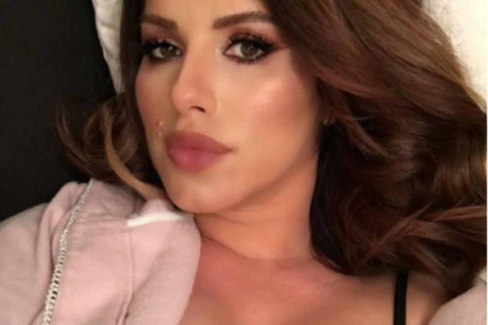 Jes' to ti?! Trudna Seka Aleksić bez trunke šminke potpuno neprepoznatljiva! (FOTO)
