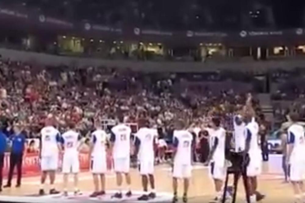 Lovernju ovacije, a šta mislite kako je Arena dočekala Ažinsu (VIDEO)