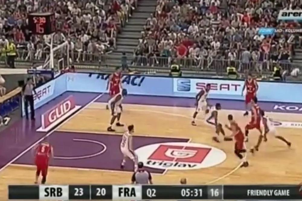 Francuzi zaboravili na Teovu magiju, ali on je tu da ih podseti! (VIDEO)