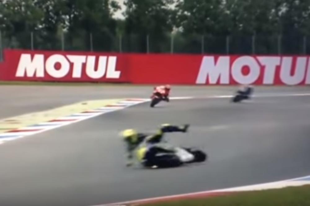 Biblijski pljusak izazvao haos na stazi, Rosi se razbio, trka prekinuta, a pobedio autsajder! (VIDEO)