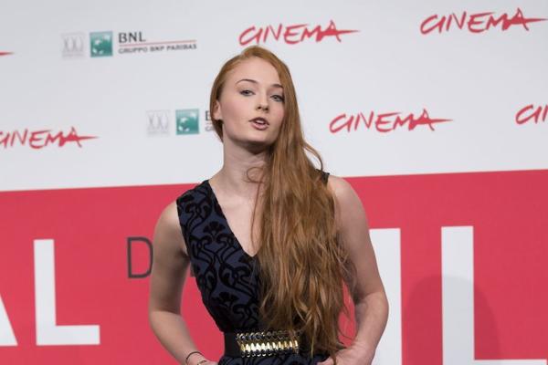 POKAZALA SVOJE NAJINTIMNIJE FOTOGRAFIJE TOKOM TRUDNOĆE! A onda u tamno zelenom bikiniju uradila OVO! (FOTO)