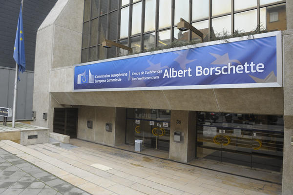 Srbiji otvorena vrata: Potvrđen konsenzus svih 28 članica EU o otvaranju poglavlja!