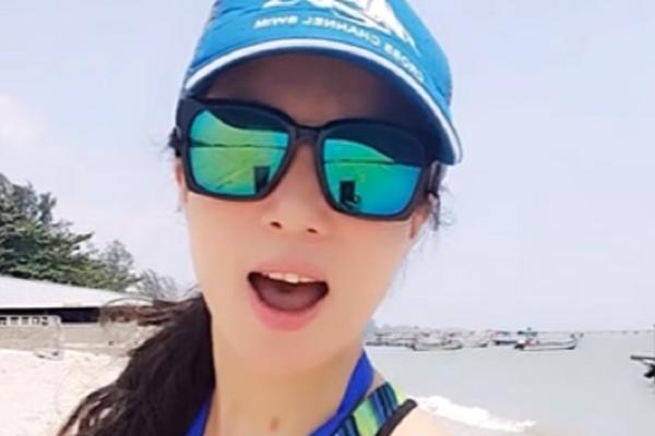 Kidalica! Ima 50 godina, a izgleda bolje od bilo koje dvadesetogodišnjakinje! (FOTO)