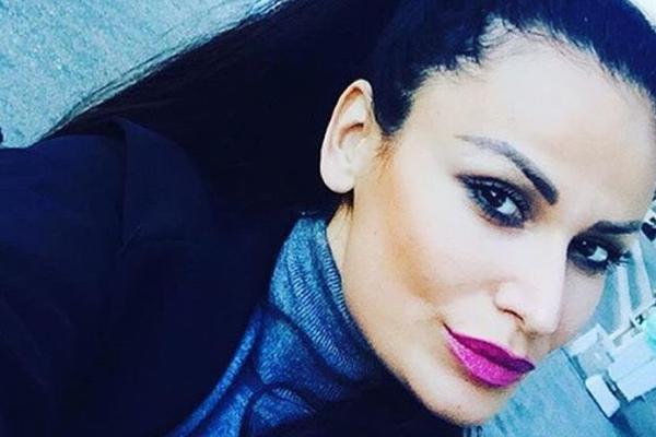 Ni samu sebe ne bi prepoznala: Od svetskog izgleda, do imidža kafanske pevaljke (FOTO)