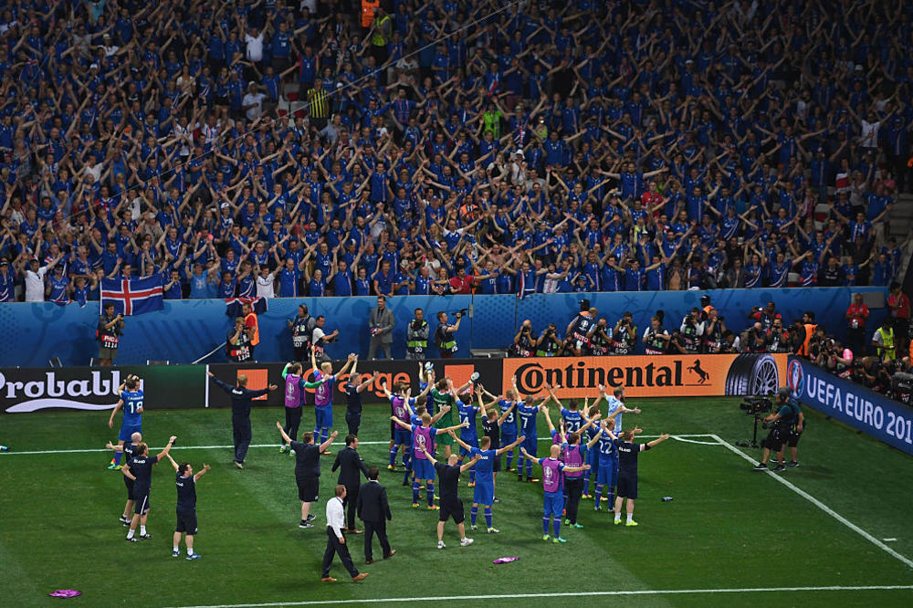 Srbi su zbog EURO zavoleli Island! 10 razloga zašto je ovo najluđa zemlja na svetu! (FOTO) (VIDEO) (GIF)