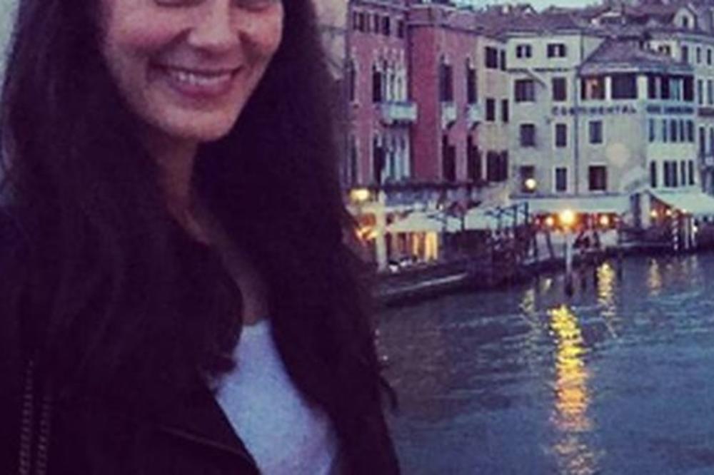 Beeebaa! Čestitamo! Naša poznata voditeljka očekuje prinovu sa jednim od najseksi Srba! (FOTO)