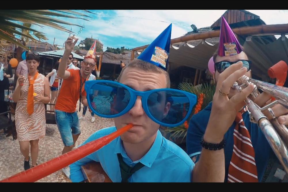 Novi spot! Leni Kravac izbacio hit leta 2016! (VIDEO)