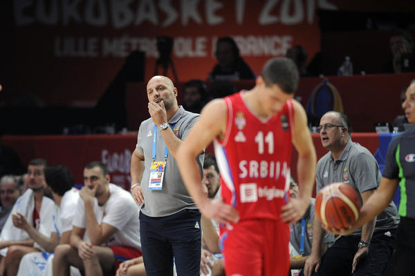 Tako kod Saleta ne može: Nedović je kažnjen zbog noćnog provoda!