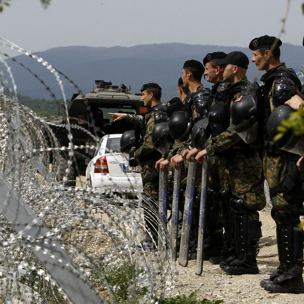 MAĐARSKA POSTAVILA POLICIJU: Jedinice na granicama Srbije i Severne Makedonije!