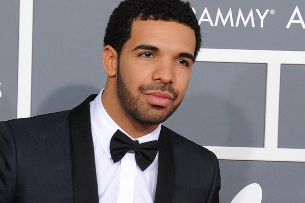 DRAMA NA NASTUPU POPULARNOG REPERA: Muškarac sa tribina pao na parter, KONCERT odmah ZAUSTAVLJEN