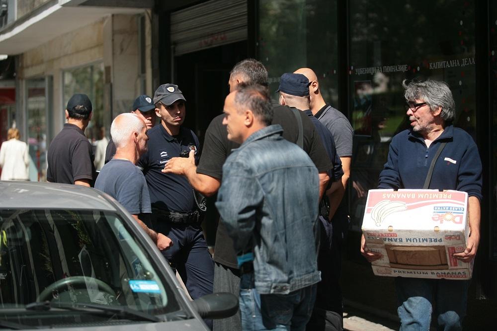 Komunalci prekoračili meru? Pokrenut postupak protiv njih posle smrti prodavca na Vidikovcu!