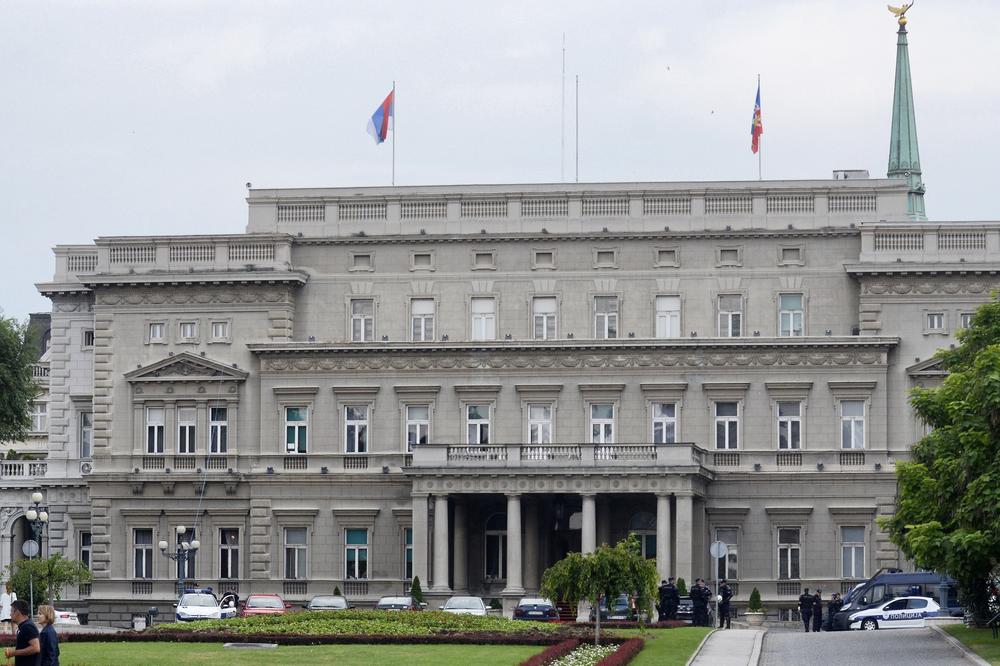 Napadnut Beograd: Hrvatski hakeri zavijorili svoju zastavu!