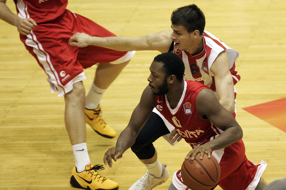 STRAŠAN POSAO: Džejkob Pulen potpisao na dve godine!