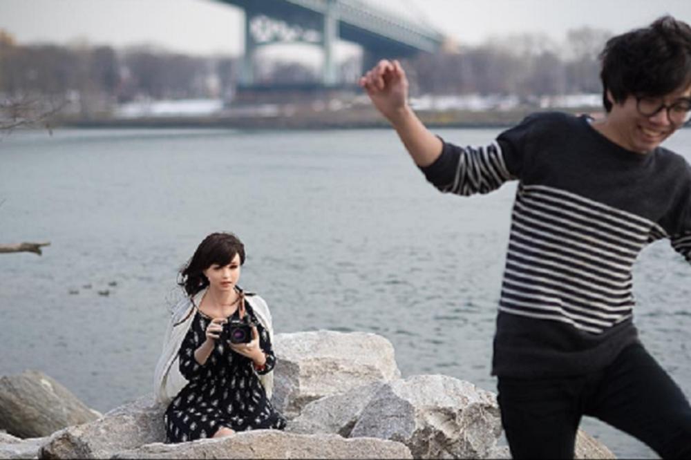 Oni su par iz snova ali postoji jedan mali problem... Njihovu tajnu otkrićete na slikama! (FOTO)