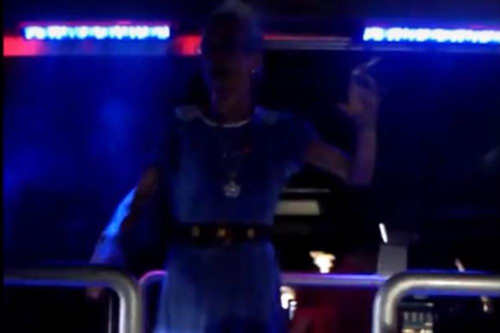 Parti baka rasturila Bačvice i oduševila Splićane! (VIDEO)