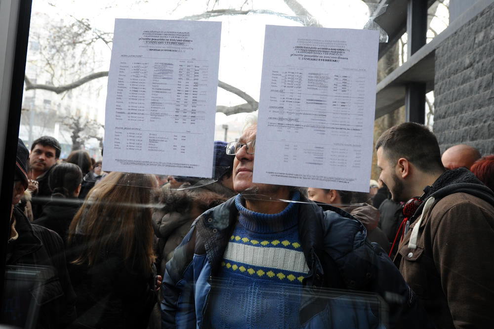 Gori od komunalaca: Biro rada ismejao nezaposlene obaveštenjem! (FOTO)