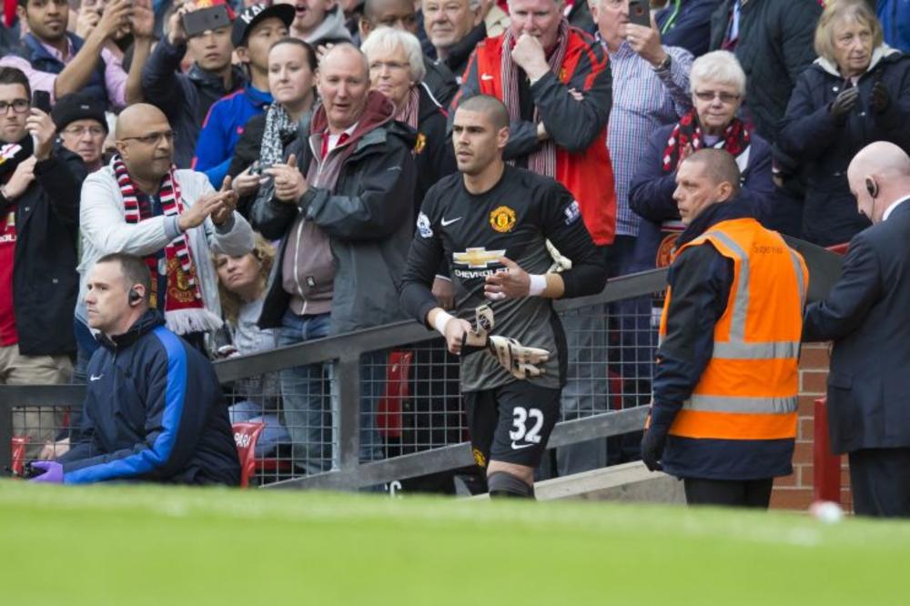 Junajted ga je potpisao i oterao, ali on neće da ode sa Ostrva: Valdez se vraća u Premijer ligu! (FOTO)