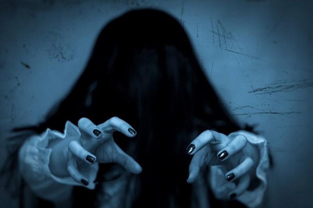 Paranormalni svet: 17 najstrašnijih priča ikada, a zbog jedne ćete okrenuti sva ogledala u kući! (GIF)