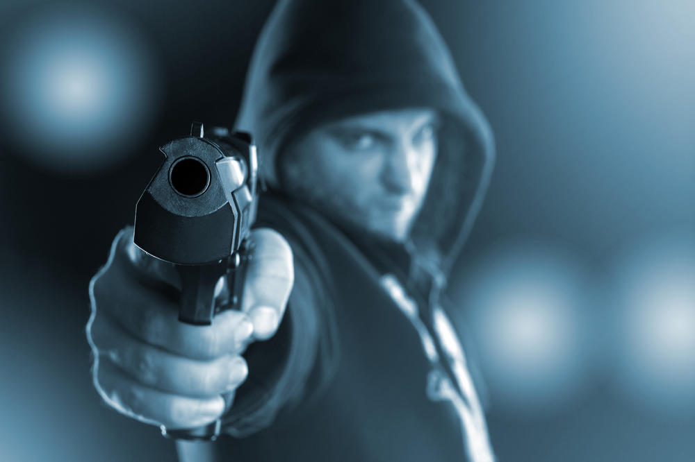 Jeziva scena u Napulju: Nekadašnji fudbaler Napolija izrešetan u sačekuši! (FOTO)