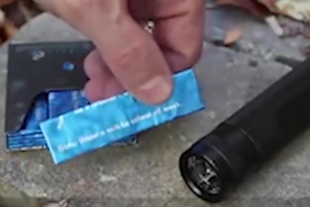 Kako zapaliti vatru u divljini? Ništa lakše, uz pomoć omota od žvake i baterije! (VIDEO)