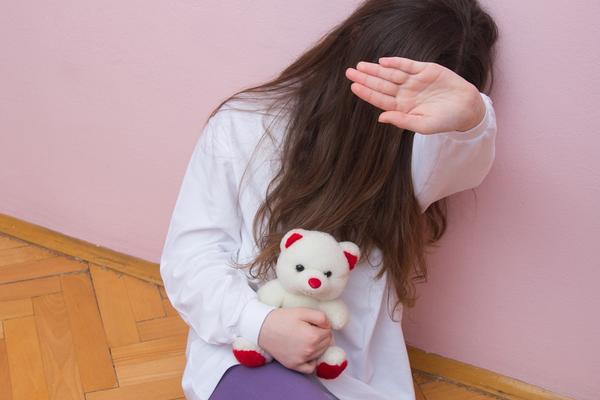 BOLESNO: Pedofil iz Beograda (19) jurio decu od tri godine!