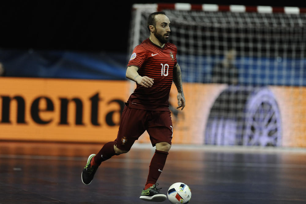 Rikardinjova žena je bomba, a sada se slikala i za Plejboj! Poblesavićete kad je vidite! (FOTO)