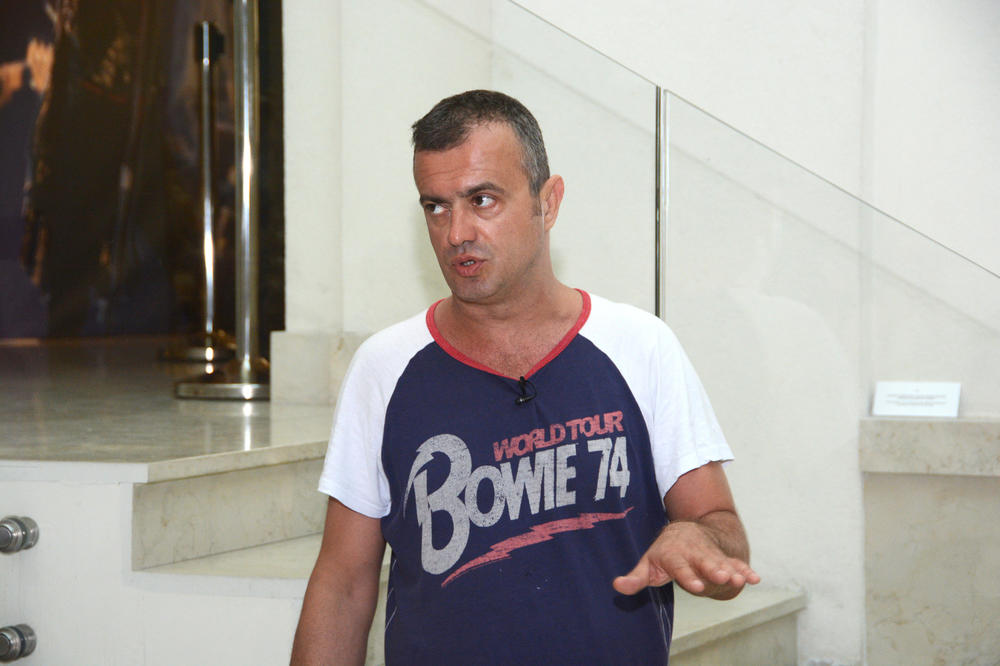 NOVA DEVOJKA SERGEJA TRIFUNOVIĆA JE OVA VATRENA PLAVUŠA? Glumac podelio javno, EVO kako izgleda lepa Ana (FOTO)