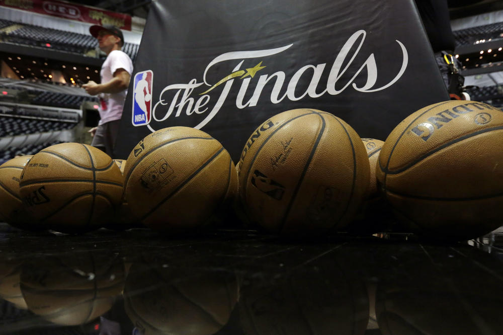 KREĆE BORBA ZA PRSTEN: Finiks i Milvoki nakon više od decenije u NBA FINALU!