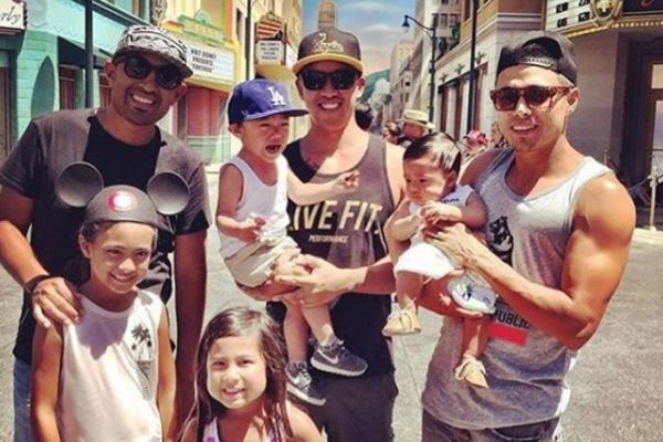 Ne zna se koji je zgodniji: Seksi tate osvajaju srca žena po Diznilendu! (FOTO)