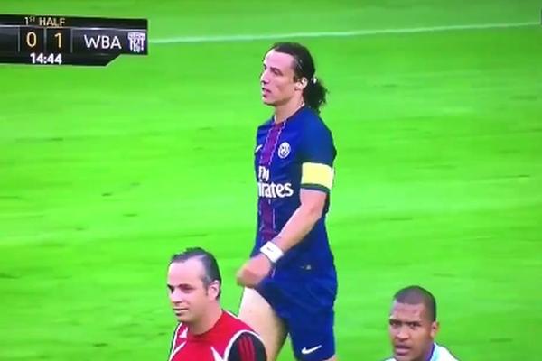 Novi trener mu dao kapitensku traku, a on se obrukao neverovatnim autogolom! (VIDEO)