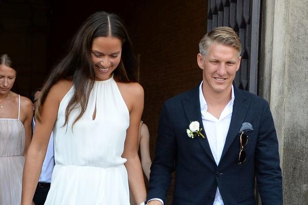 Švajni dobija srpski pasoš i državljanstvo?!