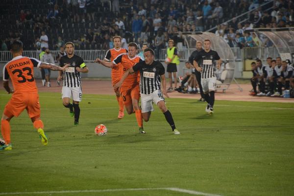 Partizanova podgrupa pred žreb u Nionu deluje obećavajuće! Vojvodinu i Čuku čekaju velikani!