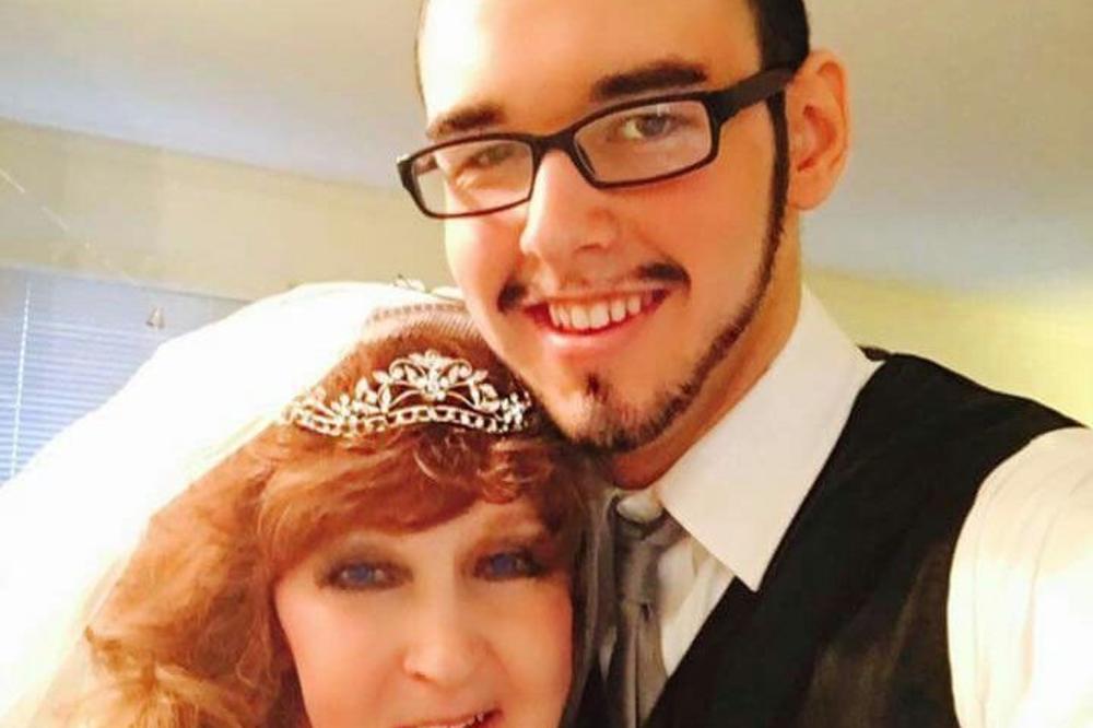 Kakva priča: Ima 71 godinu i udala se za druga njenog pokojnog sina (17)?! (FOTO)