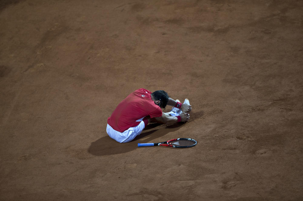 Britanac i kiša ubedljivo savladali nemoćnog Tipsarevića! (FOTO)