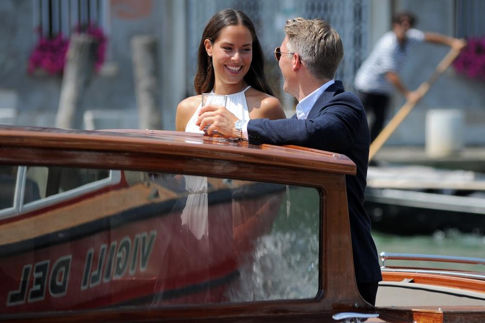 San snova: Zavirite u luksuznu vilu Ane i Bastijana u Beogradu! (FOTO)