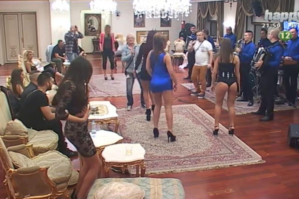 OTKRIVAMO KO ULAZI U NOVE PAROVE: Prva starleta Zrenjanina i jedna rijaliti zvezda spremaju haos u najavi!