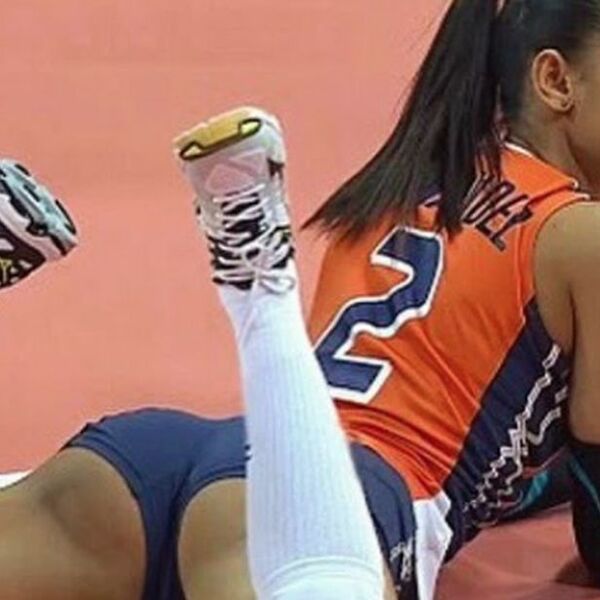 SVI SU LUDELI ZA NJENOM ZADNJICOM NA TERENU, A OPET JE ODUŠEVILA MUŠKARCE... Vatrena odbojkašica SKORO GOLA (FOTO)