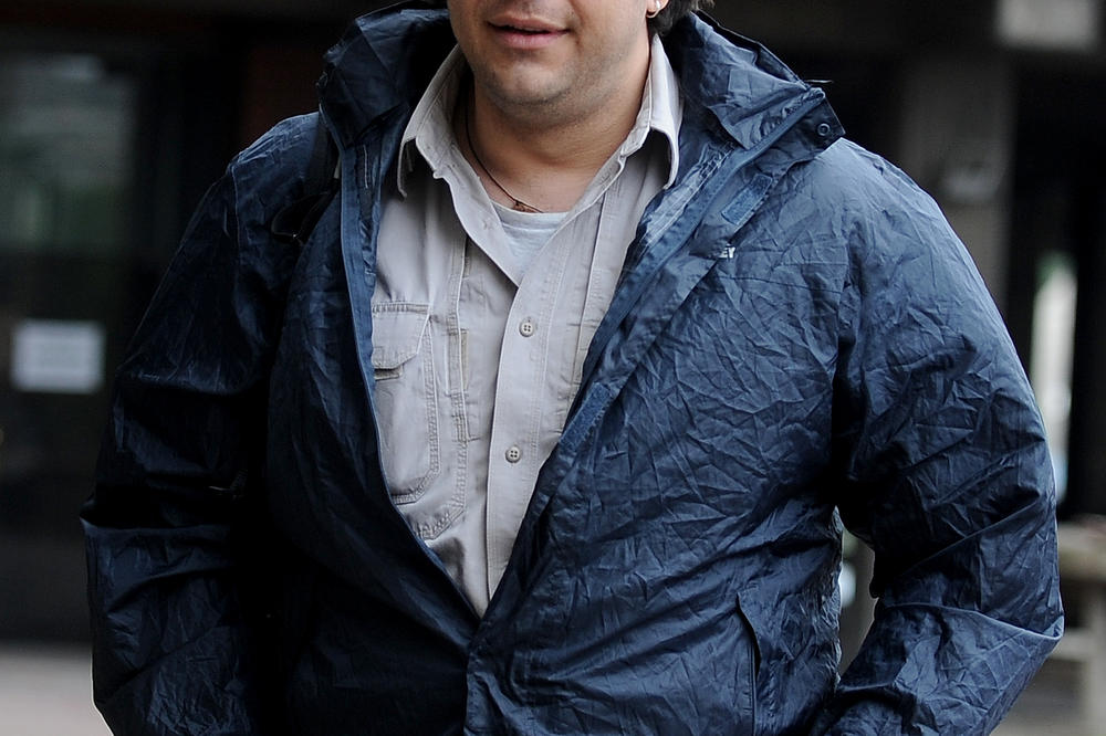 Žene u crnom tvrde: Počuča je pokrenuo lavinu pretnji na Fejsu!