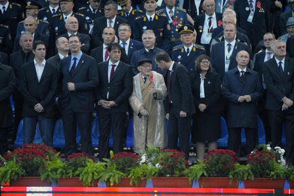 Heroj iz prvog reda na vojnoj paradi, koji je inspirisao Otpisane, otišao je tiho (FOTO)