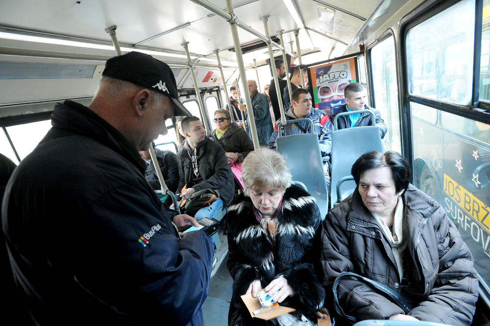 Žbun metoda: Kontrolori sad imaju novu foru za hvatanje švercera u busu! (FOTO)