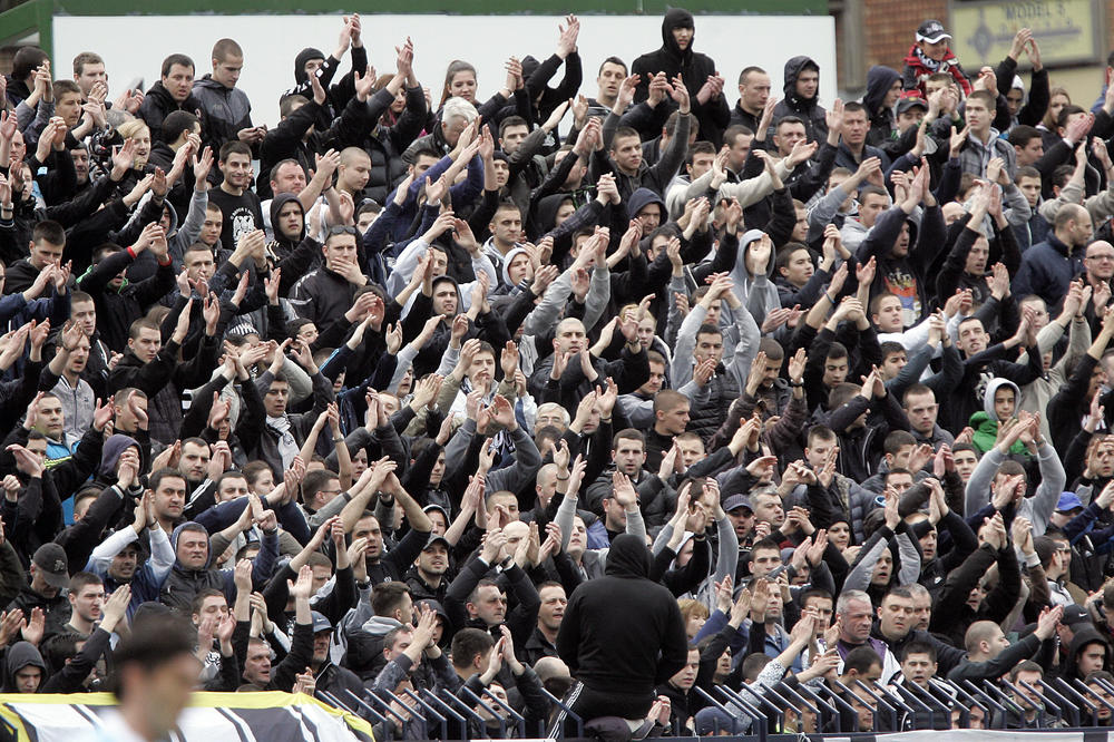 Grobari su stigli u Poljsku i grme kao što odavno nisu! (VIDEO)