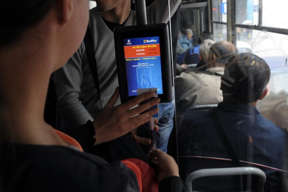 Kontrolori Bus Plusa dobili novo ovlašćenje. Smeju da vam čeprkaju po tašnama?! (FOTO)