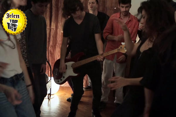 Straight Mickey rocks! Dalek svet je dalek za sve - osim za vas i Jelen Top 10! (VIDEO)