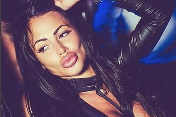 Tamaru novi dečko iznenadio na aerodromu: Prvo je bila sa matorcem, a sada je dobila pravu zver! (VIDEO)