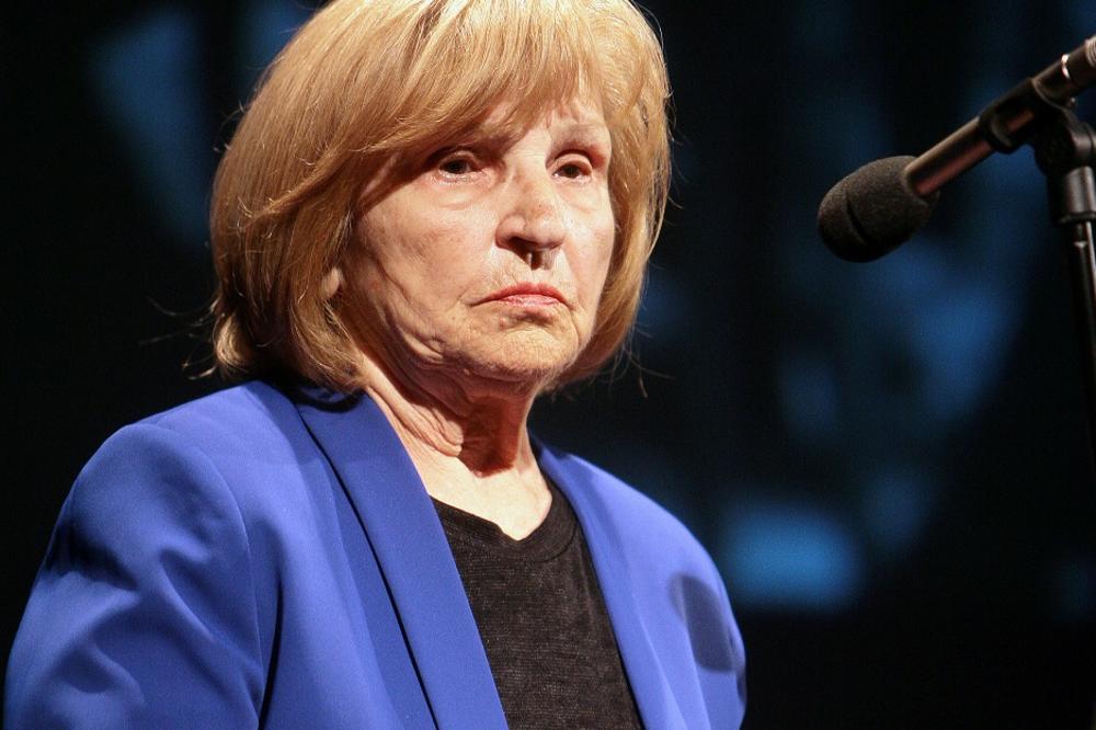 Neću ja još dugo, spremna sam za smrt, ali molim se za samo 1 stvar dok sam živa! Najbolniji trenutak Mire Banjac