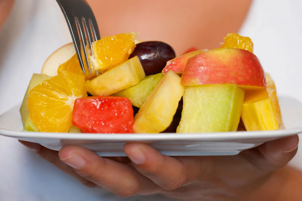 KARDIOLOZI OTKRILI KOJE VOĆE JEDU SVAKOG DANA DA BI OJAČALI SRCE: Smanjuju rizik od dijabetesa i holesterola