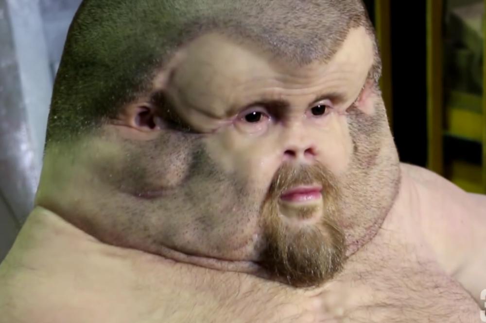 On je super čovek: Može da preživi apsolutno svaku saobraćajku! Kako? (VIDEO)