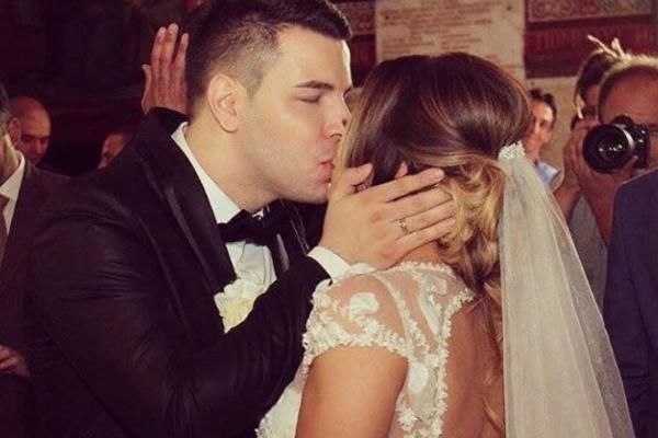 U mladu više niko nije gledao: Cica našeg pevača bila glavna zvezda na venčanju Zvezda Granda! (FOTO)